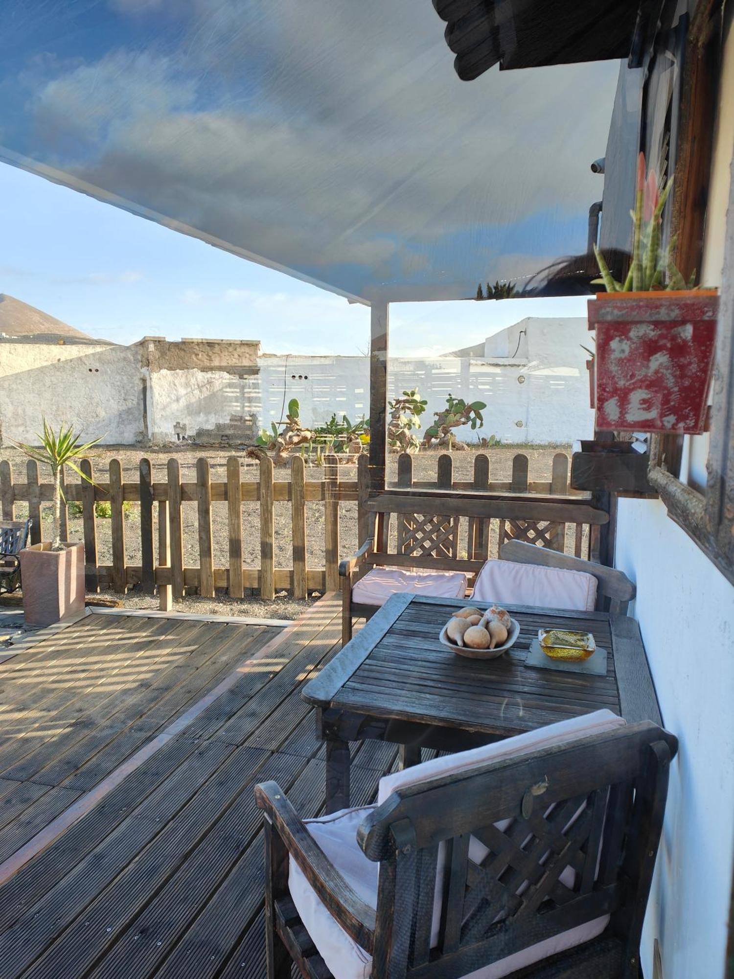 Las Casitas Masdache Tias Exterior photo